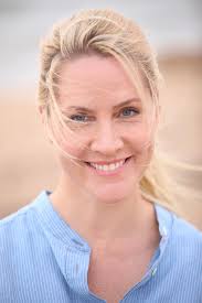 Ob sich judith rakers tatsächlich einmal völlig ungeschminkt ins tv trauen wird? Judith Rakers Moderatorin Heute Laufen Gleich Zwei Inselreportagen Von Mir Im Tv Ihr Habt Die Wahl Zwischen Usedom 3sat 16 40 Uhr Und Fischland Darss Zingst Ndr 16 45 Uhr Ich Mach Einfach Second Screen