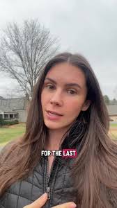 Emily in Oaris from Okemos Michigan Living in Paris