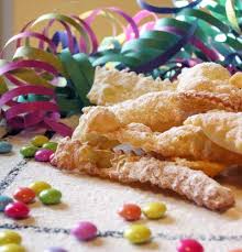 Oggi vi porto nel magico mondo di oz. Dolci Tipici Di Carnevale In Sicilia Le Chiacchiere Vacanze In Sicilia Vacanzesiciliane Net