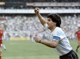 Mit seinem tod hat der sport einen helden verloren und einen heiligen bekommen. Mixed Zone Heute Vor 35 Jahren Maradona Und Die Hand Gottes Fussballdaten