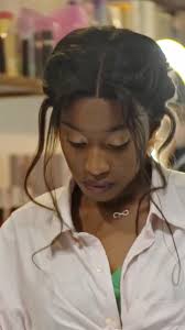 Pretty in purple😄 #gainwithcarlz #gainwiththeepluto #gainwithxtiandela  #gainwithmtaaraw #actress #becky #sally #skyler #citizentv #zari  #maishamagic