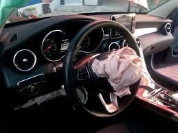 Bonjour voici la présentation du poste de conduite mercedes intouro (2015). Armaturenbrett Mercedes Benz C Class W205 C 220 D 4 Matic 205 005 B Parts