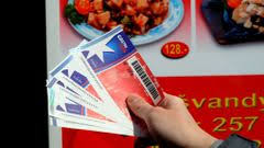 Stravenkový paušál podle mf většina restaurací podporuje. Stravenky Nekonci Benefit Ale Budou Moct Zamestnanci Cerpat I Jako Nedaneny Prijem Aktualne Cz