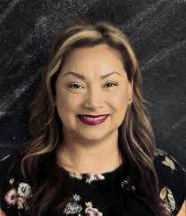 Amanda Farthing's Instagram, Twitter & Facebook