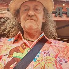 You are in your own ligue when it comes to beauty 👍😉