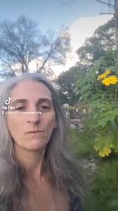 Stephanie Hettema (@crazy_florida_chicken_lady) • Instagram photos and  videos