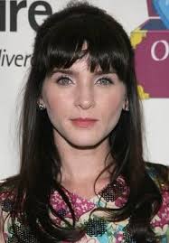 氯_购票_剧情介绍_演职人员_图集-猫眼电影