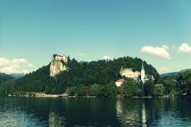 Empieza a haber mas información en las oficinas de turismo locales y hay mapas con las rutas ciclistas marcadas. Viajar A Eslovenia Un Lugar Donde La Naturaleza Lo Domina Todo