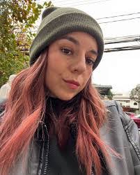 Antonia Mayo's Instagram, Twitter & Facebook