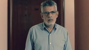 تدور أحداث المسلسل حول (مأمون) الرجل البخيل للغاية، والذي لديه 4 أبناء يحرمهم من كل شيء هم وزوجته، حتى ينفصلوا جميعًا عنه، وبعدها يكتشفون أنه ملياردير، ويبدأون رحلة البحث عن مكان أمواله المخفية، فتتصاعد الأحداث في إطار كوميدي اجتماعي ساخر. ÙÙŠ Ø¹ÙŠØ¯ Ù…ÙŠÙ„Ø§Ø¯Ù‡ Ù‚ØµØ© Ù‡Ø±ÙˆØ¨ Ø²ÙˆØ¬Ø© ÙØ·ÙŠÙ† Ø¹Ø¨Ø¯ Ø§Ù„ÙˆÙ‡Ø§Ø¨ Ø§Ù„Ø£Ù…Ø±ÙŠÙƒÙŠØ© Ø¨Ù…ÙˆÙ„ÙˆØ¯Ù‡ Ø§Ù„ÙˆØ­ÙŠØ¯