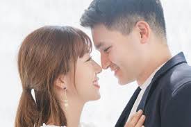 Mendadak Viral Usai Dituding Hina Netizen Indonesia, Begini Perjalanan  Cinta Sunny Dahye dan Chris Okano