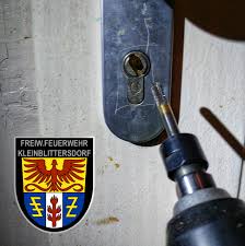 Wohnungen die in kleinblittersdorf zur vermietung stehen finden sie hier. Person In Wohnung Kleinblittersdorf Feuerwehr Kleinblittersdorf