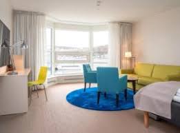 Explore hammerfest's sunrise and sunset, moonrise and moonset. The Best Available Hotels Places To Stay Near Hammerfest Norway