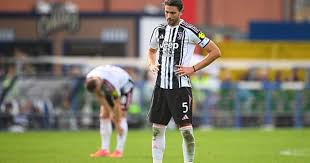 'Tenemos que dar más', lamenta Locatelli tras la derrota de la Juventus