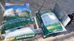 Lawn phix has an updated list of organic nitrogen fertilizer alternatives for 2021 organic lawn care plans. Organic Fertilizer Sources Handydadtv