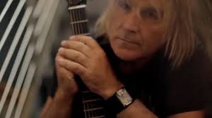 Brandon Flowers pays tribute to Mike Peters of The Alarm