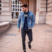Chelsea boots are extremely versatile and can be successfully worn with both casual and more formal styles. Navy Print Crew Neck T Shirt With Black Leather Chelsea Boots Outfits For Men 3 Ideas Outfits Lookastic