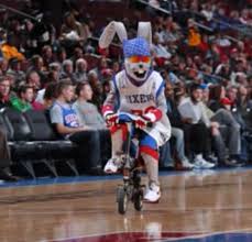 Hip hop was the mascot of the philadelphia 76ers basketball team. Crosspoint Gym On Twitter Can You Guess Which Cpg Coach Used To Be The Philadelphia 76ers Mascot Mini Hip Hop Hint She Is Now A Cairnu Student Sixers Crosspointgym Sixersmascothiphop Https T Co Fjvyipgblg