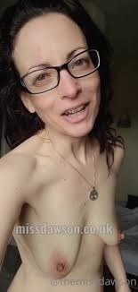 Watch online Miss Dawson aka themissdawson OnlyFans - Smelly Rose on X-video