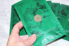 La Mer Treatment Lotion Hydrating Mask Review Mask On The Go