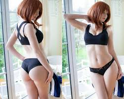 20 Best Cosplay Uraraka Ochacho My Hero Academia Paling Imut Dan Seksi Sindulin