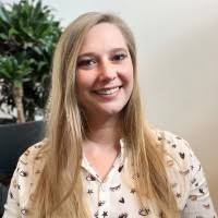 Laura Haner's Instagram, Twitter & Facebook