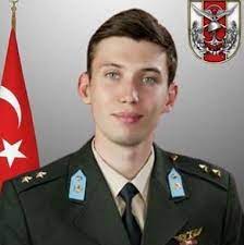 Vazifeleri yerine getirmenin mutluluğunu yaşıyorum. Hulusi Akar Dan Sehitlere Sizi Yureklerimize Gomduk Karizma Haber