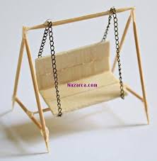 Hobi Cubuklarindan Kurdan Arasi Salincak Nazarca Com Barbie Furniture Elisi Odalari Cubuk