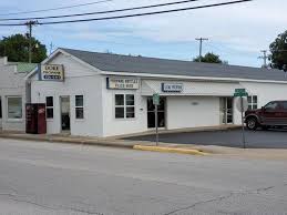 Mark Besser, 1256 E 420th Rd, Bolivar, MO 65613, US