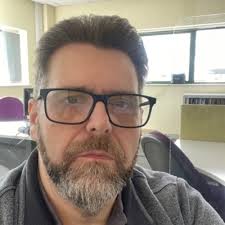 Steven Dyche (MInstLM)