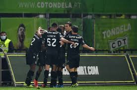 Estádio da luz (64,642) captain: Sporting And Porto Leave It Late Either Side Of Benfica S Third Win On The Spin As Braga Drop Points
