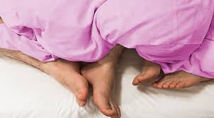 Akui saja, tidak ada cara yang bisa menjamin seluruh lelaki di dunia akan jatuh cinta dengan anda. Posisi Hubungan Intim Bisa Tentukan Jenis Kelamin Anak