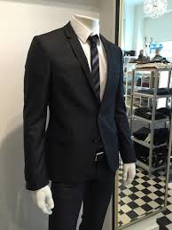 Ich tendiere zu dunkelgrauem hemd (slim fit), schwarze dünne ich finde die genau passend zu dem anzug. Businessmode Fur Herren Heute Farben Im Business Stilstrategie