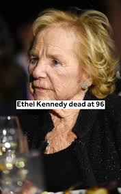 Paula Deen 'is glowing' after major weight loss