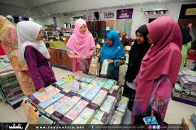 The first thing people think of when they want a high quality batik is batik pavilion. Fokus Isu Wanita Jadi Agenda Utama Zuraida Trdi News