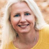 Sarah Shurtz's Instagram, Twitter & Facebook