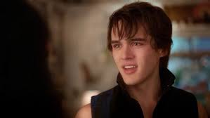 julie and luke look at each other for 8 minutes and 53 seconds