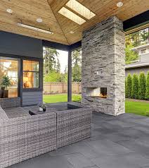 Terrasse Mit Kamin Terrassenplatten Haus Selber Bauen Terrassengestaltung