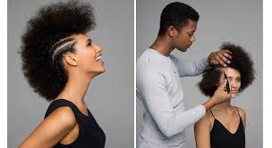 Ces cheveux sont souvent les plus gourmands en hydratation. 4 Coiffures Pour Cheveux Crepus