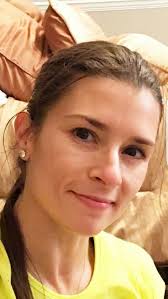 Throwback pictures! My lovers, post your throwback pictures, and the  picture with the highest likes will get a token from me. Let's go!