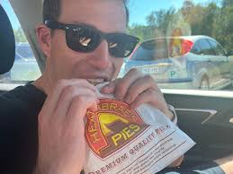 Riley Tight Tight and Lisa Thom Thom's Wedding Website