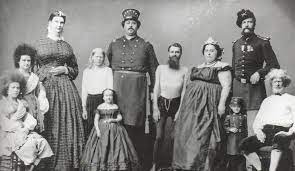 Circus, barnum & bailey circus, ringling bros., barnum & bailey or simply ringling was an american traveling circus company billed as the greatest show on earth. Google Image Result For Http Ephemeralnewyork Files Wordpress Com 2009 12 Ptb Human Oddities Sideshow Freaks Barnum