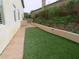Affordable diy projects and gardening ideas for a statement space. Upgrading The Side Yard Diy