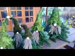 Wichtel Aus Tanne Und Moos Einfach Selber Machen Youtube Weihnachtsdeko Einfach Basteln Weihnachten Weihnachtsdeko Selber Machen