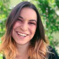 Sarah Evan's Instagram, Twitter & Facebook