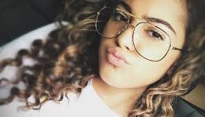 She is a popular singer, dancer and a social media personality the estimated net worth of malu trevejo is said to be around $ 1 million usd. Malu Trevejo Curly Hair Styles Beauty Girl Beauty