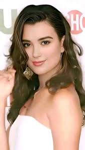 INNA: Caleb.. Will you marry me? CALEB: what are you doing Inna? You know I  don't want to get married. THEODORE: please just say yes son. CALEB: sigh!  INNA: I am proposing