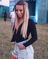 Helena coelho surge despida numa foto ousada! 24 Viseu X2f Lisboa Engenharia Quimica Snapchat Lenacoelho O A Minha Rinoplastia New York Outfits Holiday Outfits Outfits