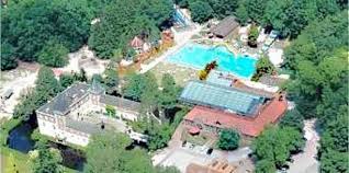 The apartment has 2 bedrooms, a tv, an equipped kitchen with a dishwasher and a microwave, a. Tourismus Ferienzentrum Schloss Dankern Mit Sattem Ubernachtungsplus