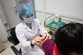 Theo đó, ba tháng sau khi tiêm thử nghiệm trên nhóm nhỏ người tình nguyện, vaccine này sẽ được triển khai tiêm trên nhóm tình nguyện lớn hơn là 400 người, theo hình thức triển khai. 100 Tinh Nguyá»‡n Vien Tiem Váº¯c Xin Phong Covid 19 Nano Covax Cá»§a Viá»‡t Nam Ä'á»u Sinh Miá»…n Dá»‹ch Bao Dan Tá»™c Va Phat Triá»ƒn